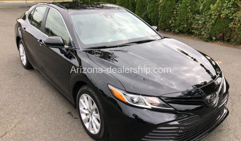 2018 Toyota Camry LE  SALVAGE TITLE $12000 full