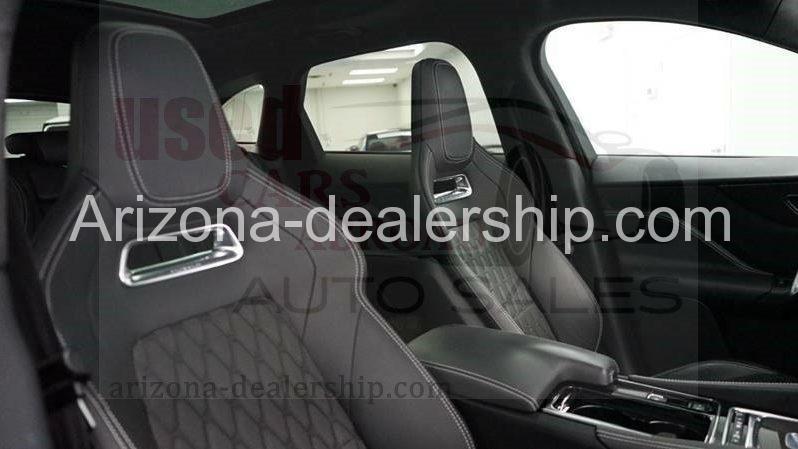 2019 Jaguar F-Pace SVR AWD 4dr SUV full