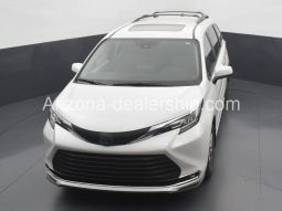 2022 Toyota Sienna  XLE 8-Passenger 4dr Minivan (2.5L 4cyl gas/electric hybrid CVT) full