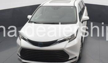 2022 Toyota Sienna  XLE 8-Passenger 4dr Minivan (2.5L 4cyl gas/electric hybrid CVT) full