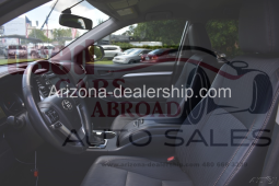 2015 Toyota Highlander LE Plus full