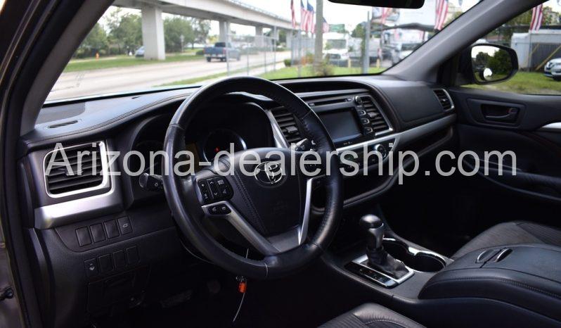 2015 Volkswagen Tiguan SE full