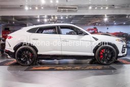 2020 Lamborghini Urus full