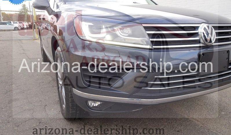 2015 Volkswagen Tiguan SE full