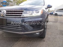 2015 Volkswagen Tiguan SE full