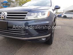 2015 Volkswagen Tiguan SE full