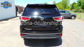 2016 Toyota Highlander LE V6