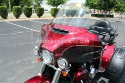 2014 Harley Davidson FLHTCUTG TRI GLIDE 10090 Miles Burgundy/Maroon motorcycle 1 full