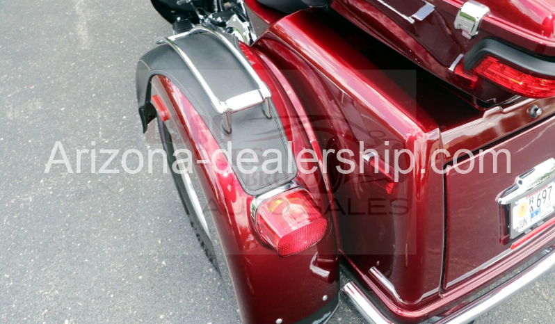 2014 Harley Davidson FLHTCUTG TRI GLIDE 10090 Miles Burgundy/Maroon motorcycle 1 full