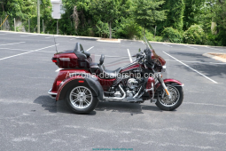 2014 Harley Davidson FLHTCUTG TRI GLIDE 10090 Miles Burgundy/Maroon motorcycle 1 full