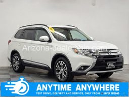 2016 Mitsubishi Outlander SE full