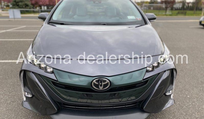 2020 Toyota Prius XLE full
