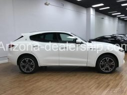 2017 Maserati Levante full