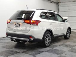 2016 Mitsubishi Outlander SE full