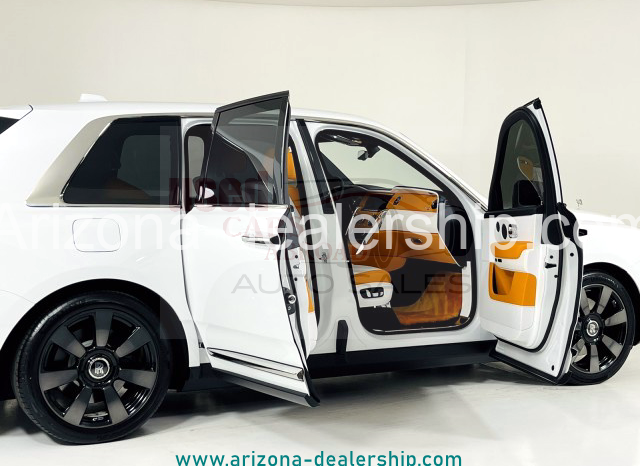 2021 Rolls-Royce Cullinan Starlight full