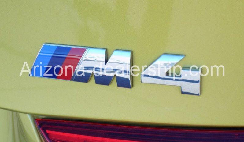 2017 BMW M4 Coupe w / Executive Pkg full