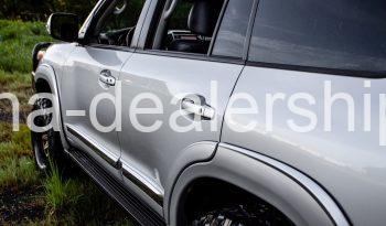 2013 Toyota Land Cruiser KINGSCHARIOT full