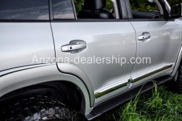 2013 Toyota Land Cruiser KINGSCHARIOT full