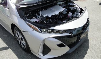 2018 Toyota Prius Premium full