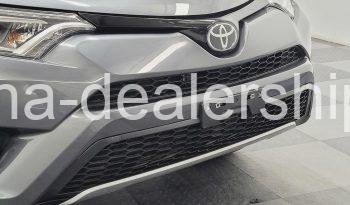 2017 Toyota RAV4 SE full