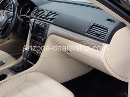 2018 Volkswagen Passat 2.0T SE full