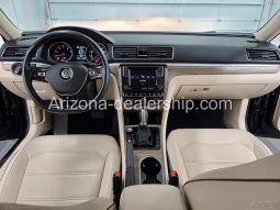 2018 Volkswagen Passat 2.0T SE full