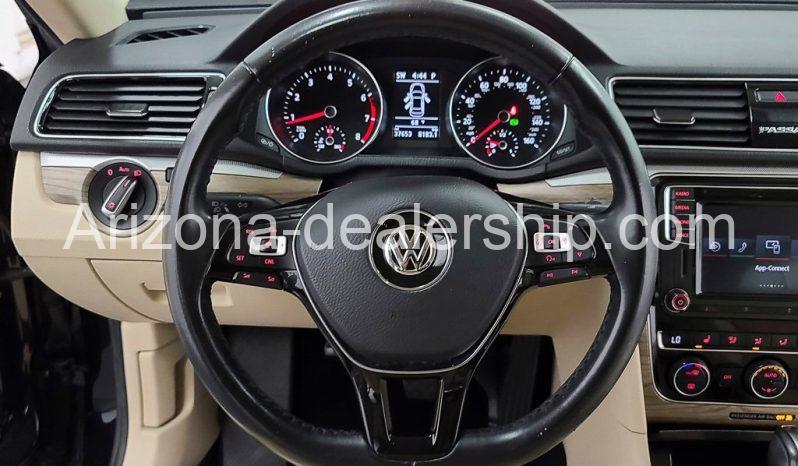 2018 Volkswagen Passat 2.0T SE full