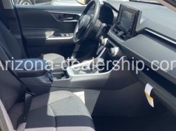 2021 Toyota RAV4 LE FWD 4D full