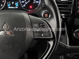 2016 Mitsubishi Outlander SE full