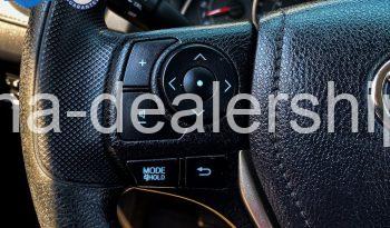 2015 Toyota RAV4 LE full