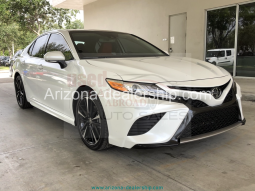 2020 Toyota Camry XSE full