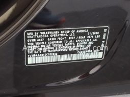 2018 Volkswagen Passat 2.0T SE full