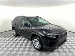 2020 Toyota RAV4 LE full