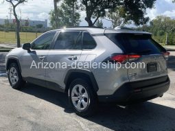 2019 Toyota RAV4 LE full