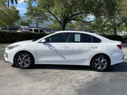 2019 Kia Forte LXS full