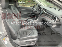 2018 Toyota Camry XSE full