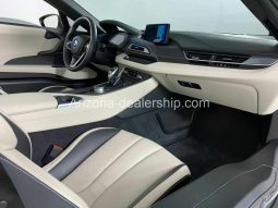 2019 BMW i8 Roadster full