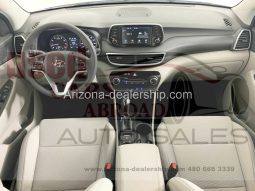 2020 Hyundai Tucson SE full