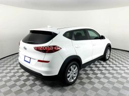 2020 Hyundai Tucson SE full