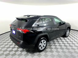 2020 Toyota RAV4 LE full