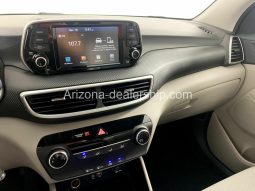 2020 Hyundai Tucson SE full