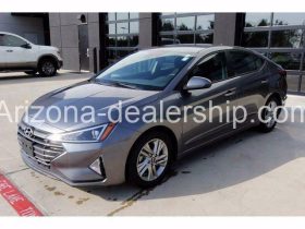 2019 Hyundai Elantra SEL Auto