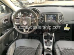 2020 Jeep Compass Latitude full