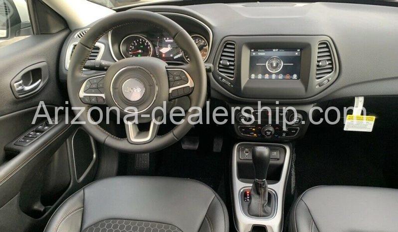 2020 Jeep Compass Latitude full