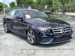 2018 Mercedes-Benz E-Class E 300 full