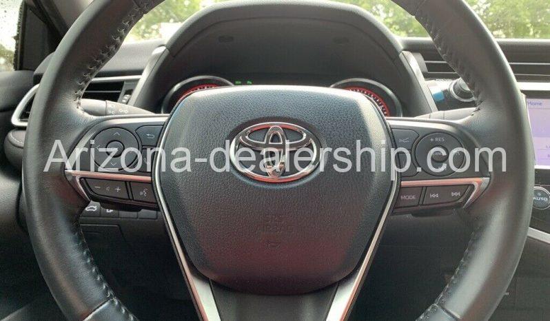 2018 Toyota Camry XSE full