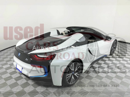 2019 BMW i8 Roadster full