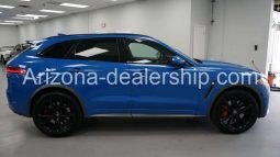 2019 Jaguar F-Pace SVR AWD 4dr SUV full