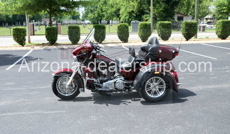 2014 Harley Davidson FLHTCUTG TRI GLIDE full