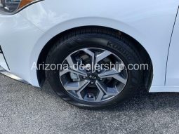 2019 Kia Forte LXS full